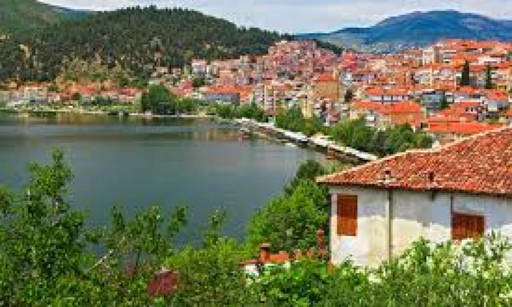 Καστοριά: Ξύπνησαν και είδαν σπίτι τους αυτές τις εικόνες - Δεν πίστευαν στα μάτια τους
